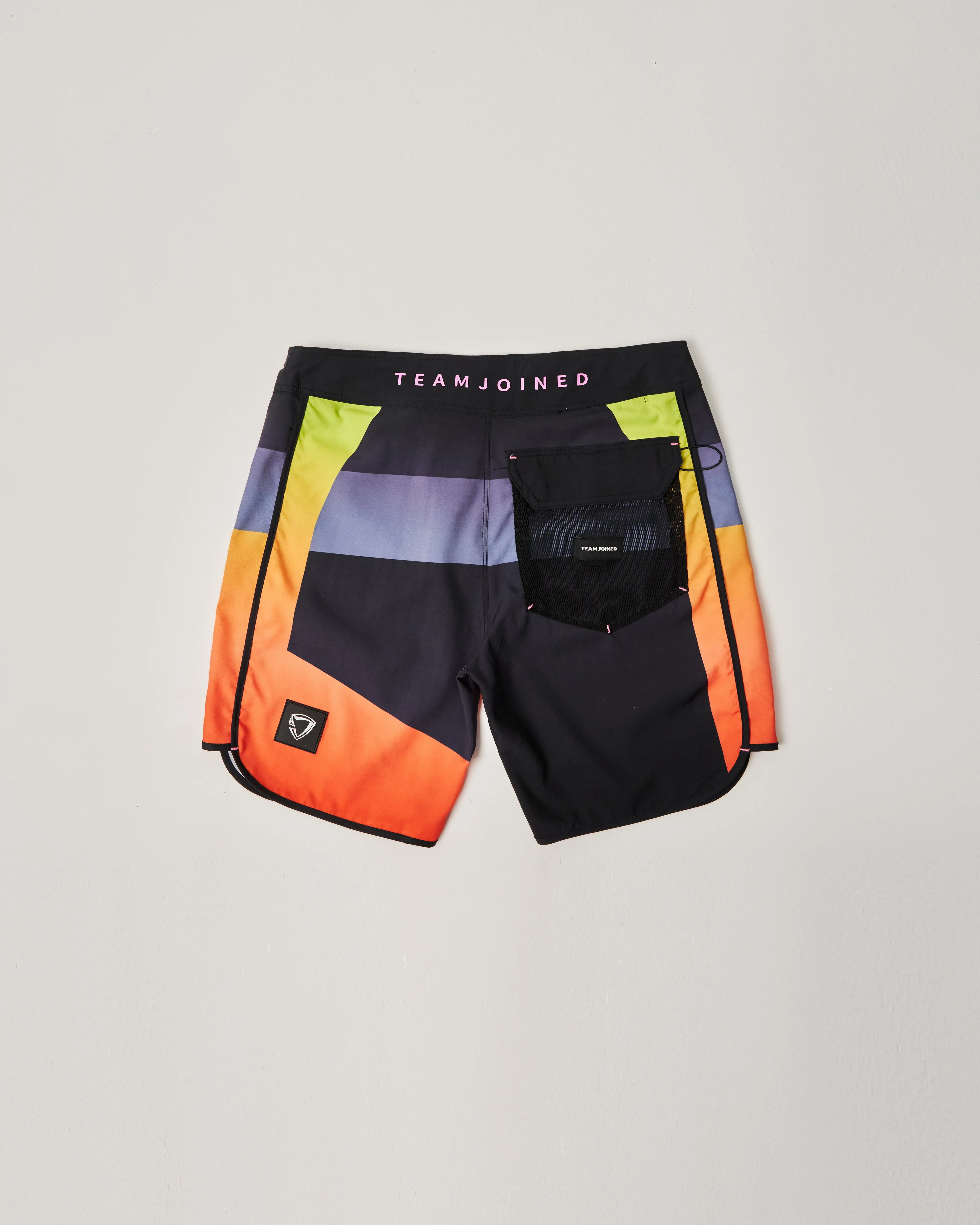 16" Curved Hem Stage Shorts