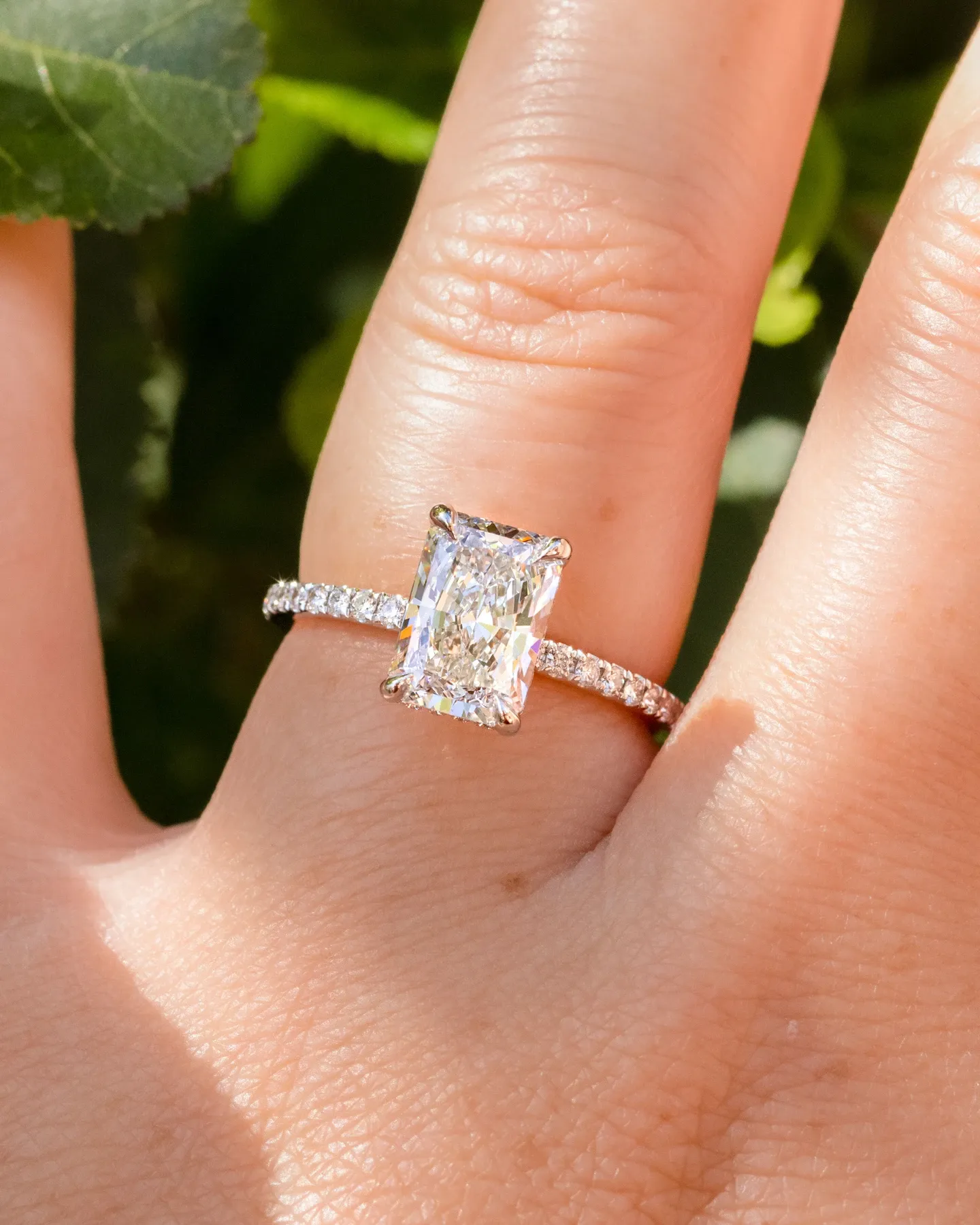 2.00 Carats Radiant Cut Engagement Ring. Radiant Engagement Ring. Anniversary Ring