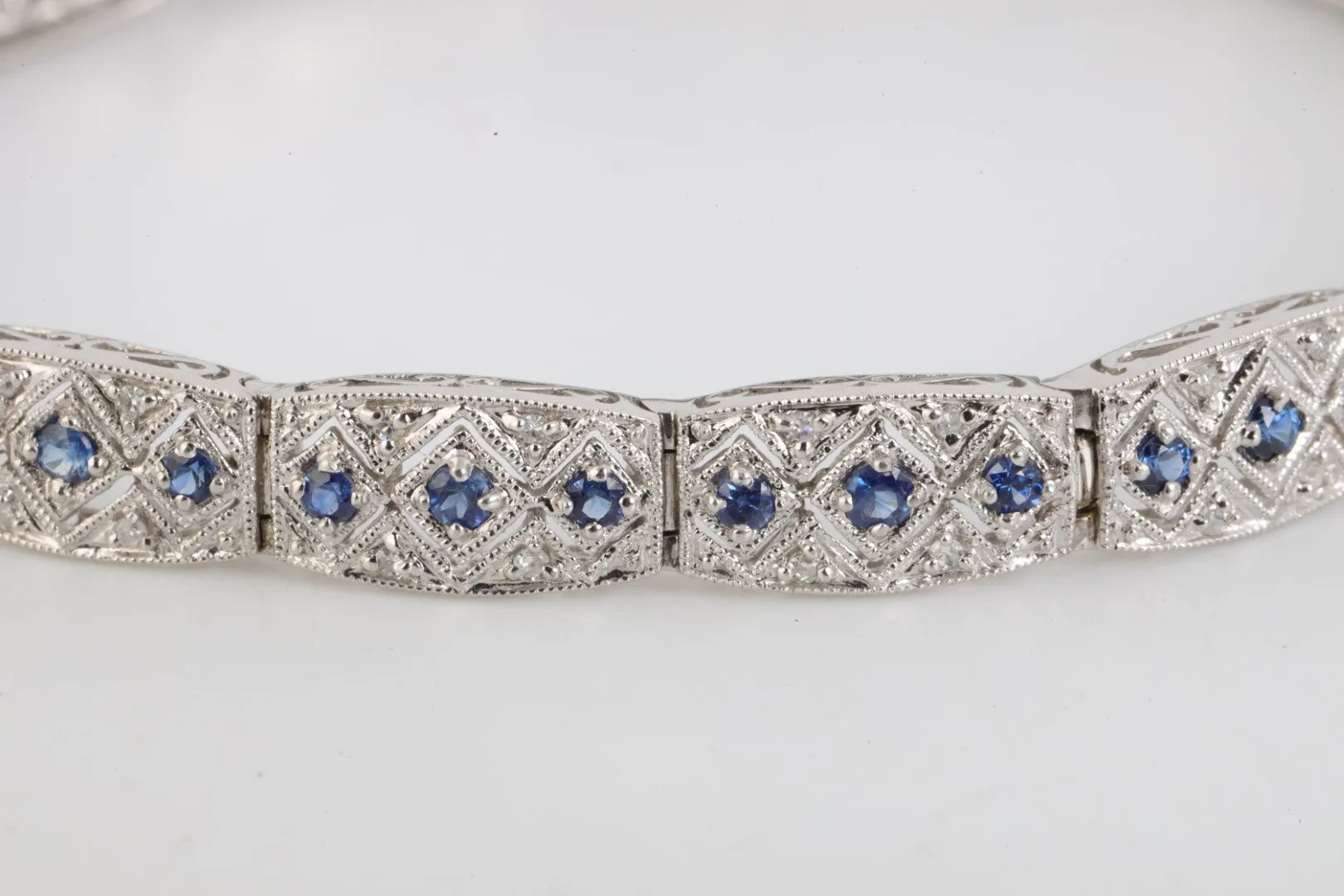 7" 14k White Gold 2.97tcw Sapphire 0.30tcw Diamond Bracelet (14.75g.)