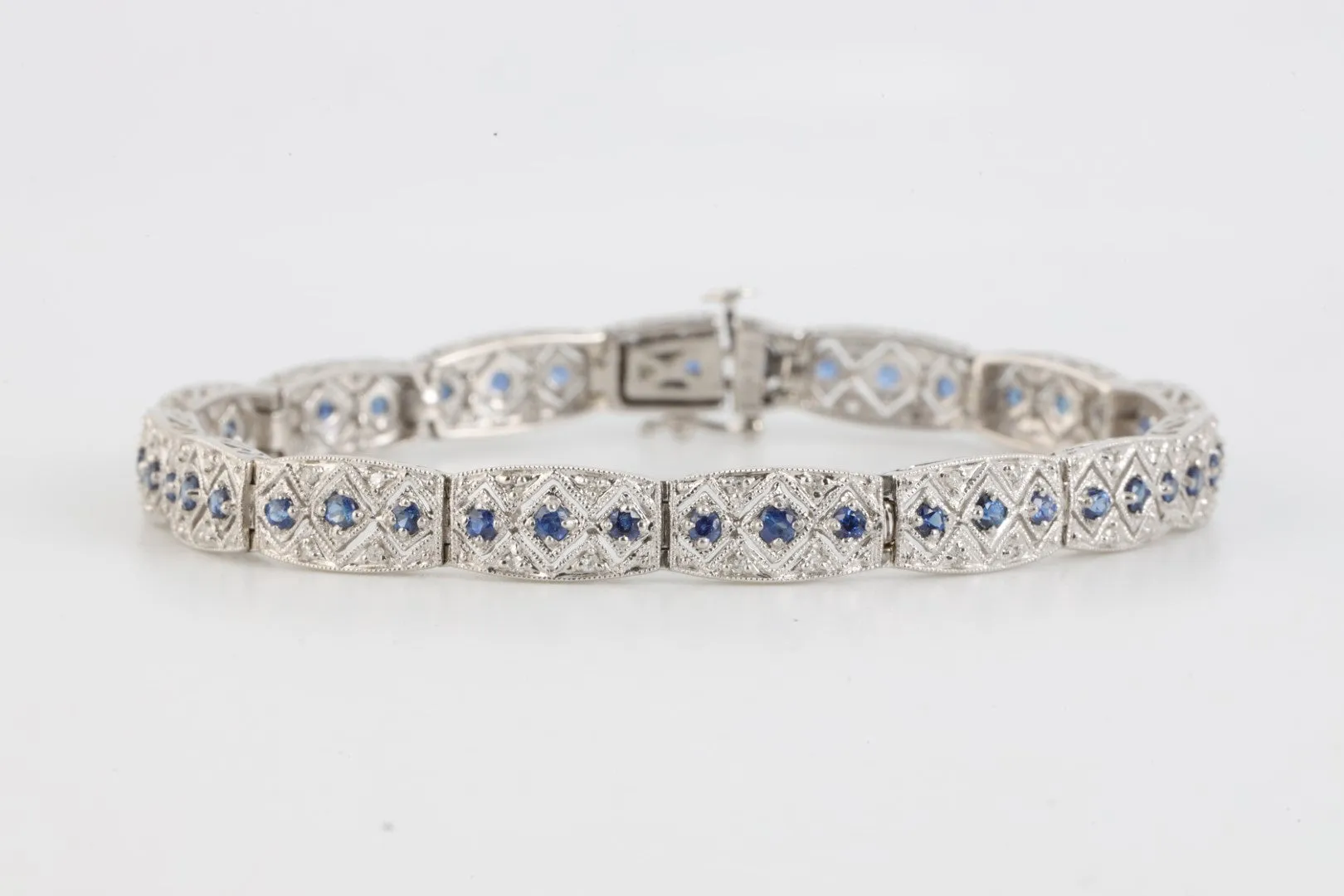 7" 14k White Gold 2.97tcw Sapphire 0.30tcw Diamond Bracelet (14.75g.)