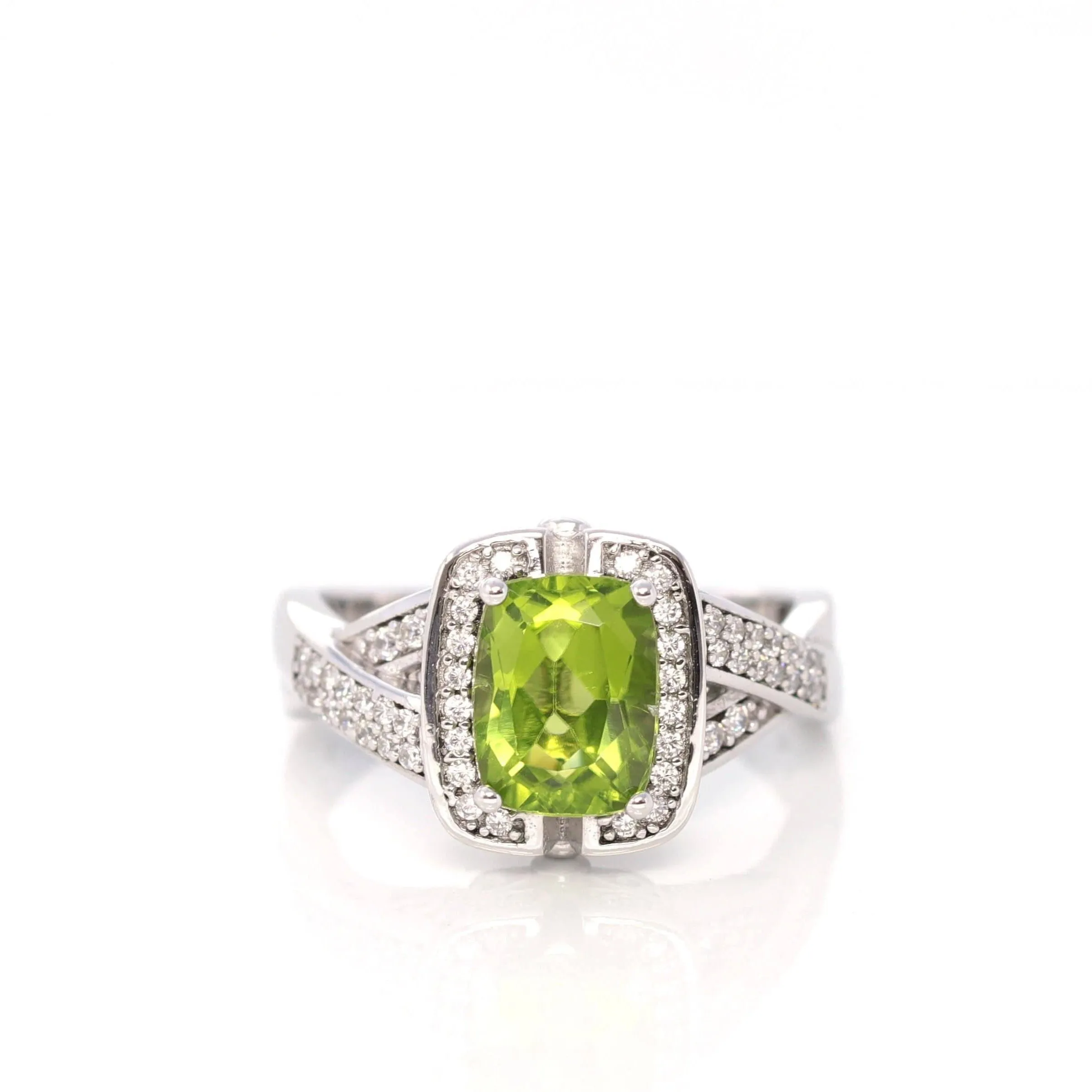 Baikalla? Sterling Silver Light Green Peridot Ring