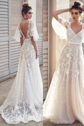 Chic Ivory V-Neck Lace Appliques Backless Beach Wedding Dresses