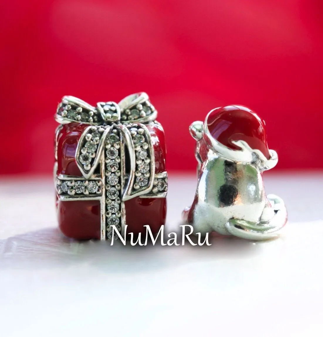 Christmas Kitten Berry And Sparkling Surprise Gift Set Charm