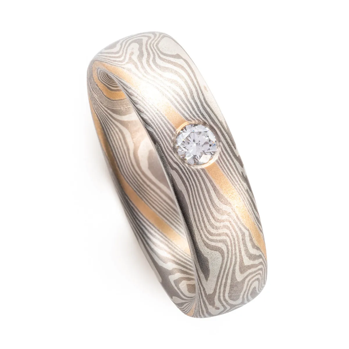 Elegant Diamond Wedding Band in Smoke Palette and Twist Pattern with Stratum