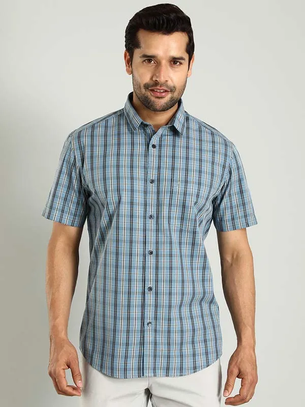 Men Checked Half Sleeve Cotton Shirt