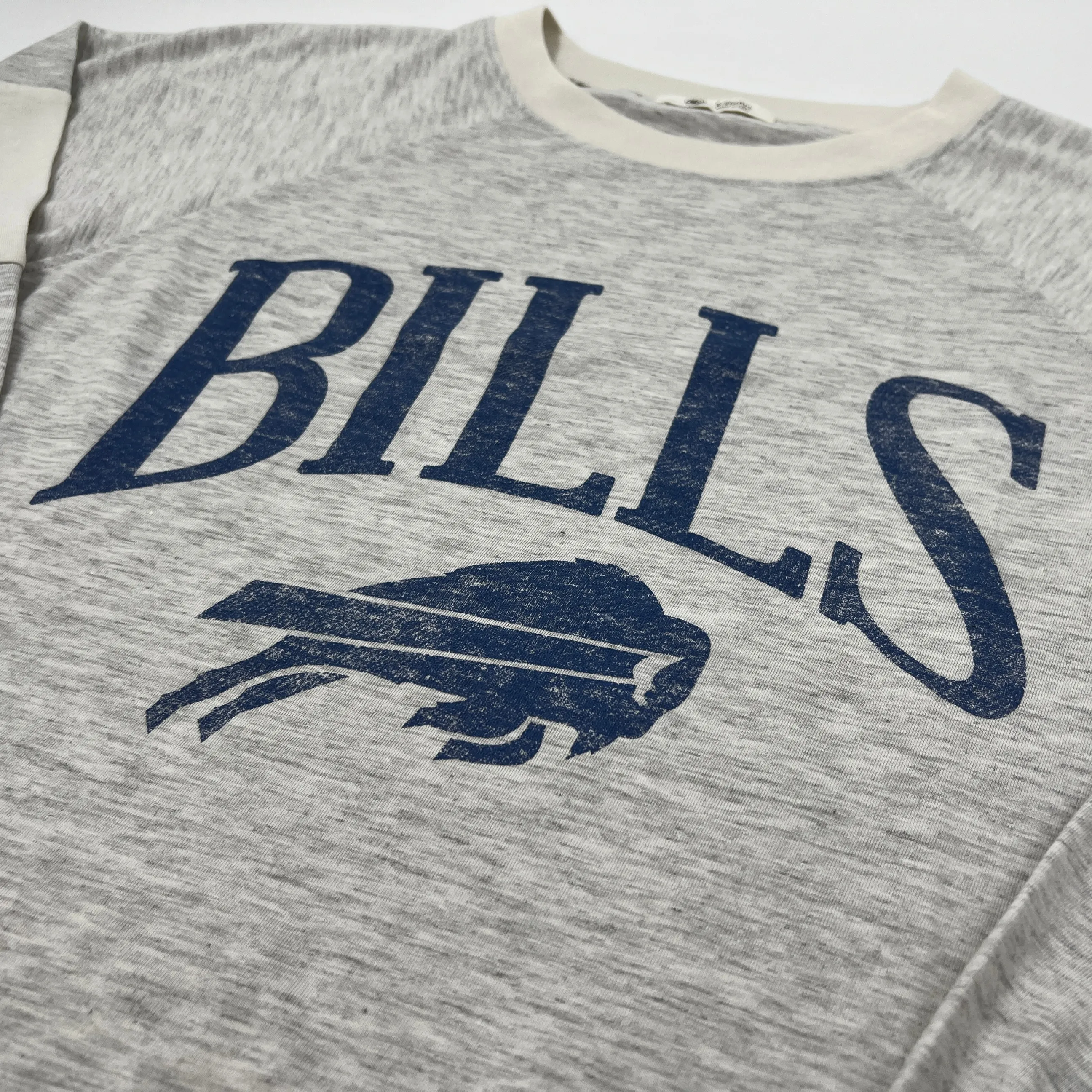 Women's '47 Brand Bills Cropped Gray with Blue Logo Long Sleeve